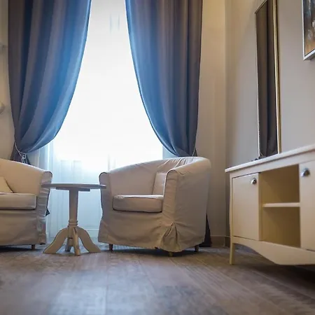 Andre In Down Town Apartman